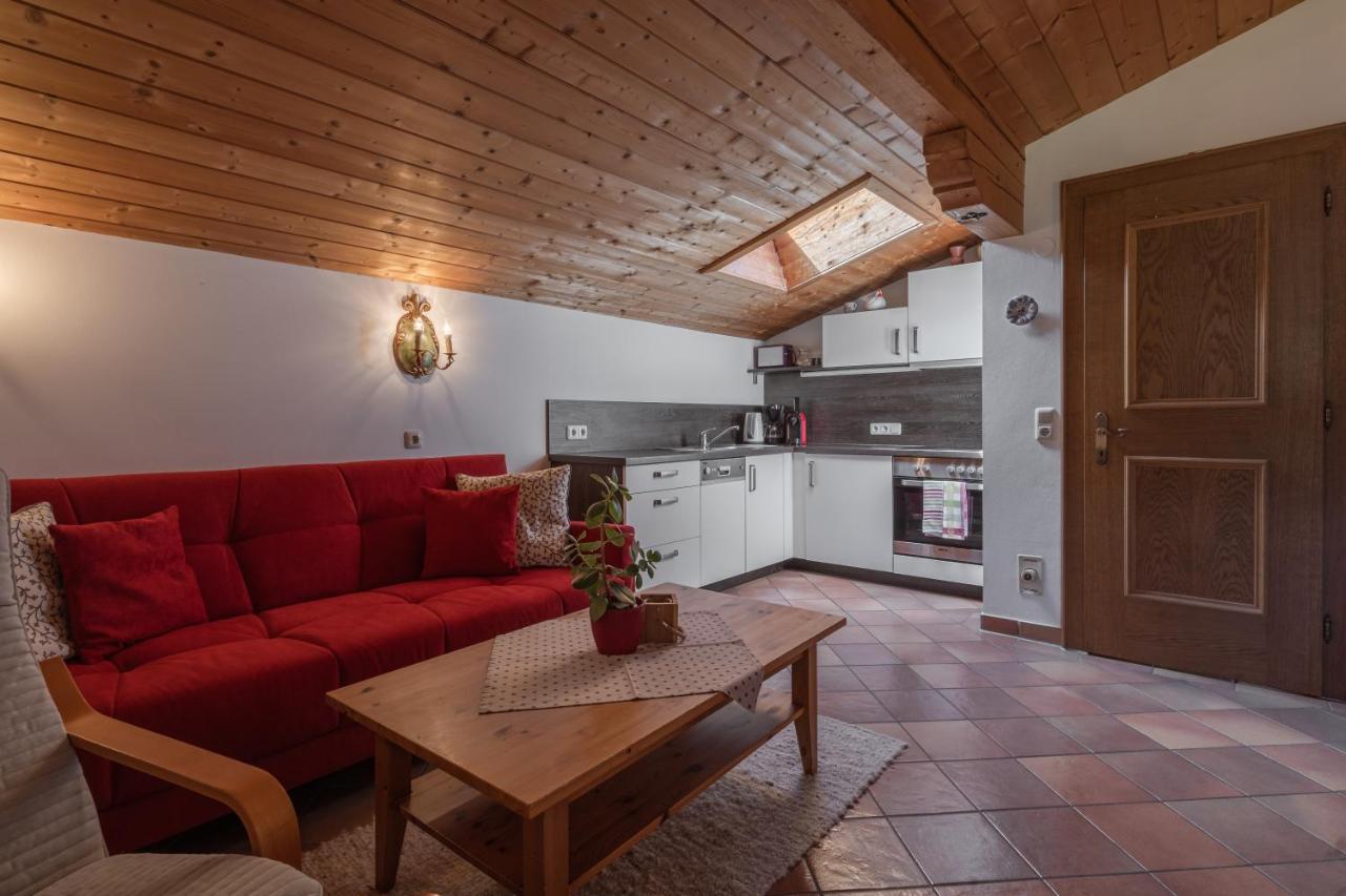 שפאו אם ווילדן קייזר Appartementhaus Zum Schneider מראה חיצוני תמונה