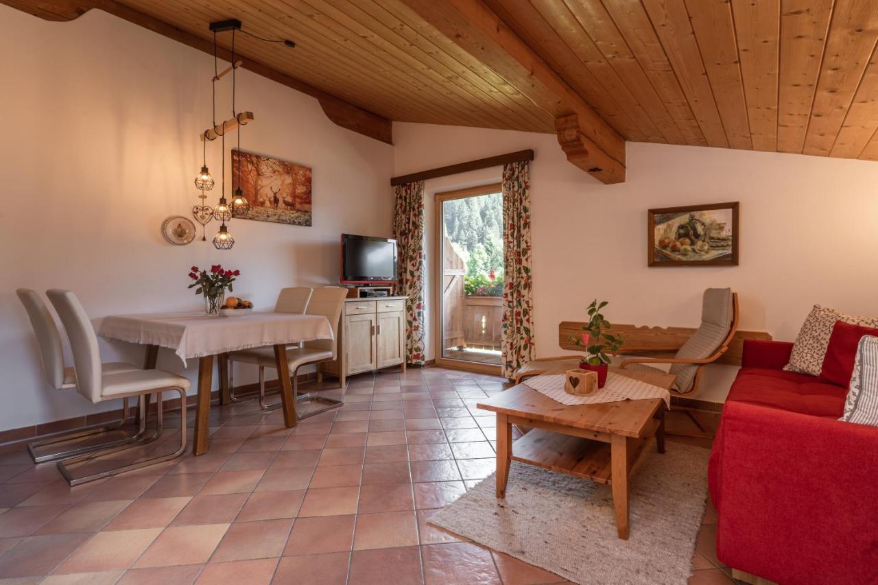 שפאו אם ווילדן קייזר Appartementhaus Zum Schneider מראה חיצוני תמונה